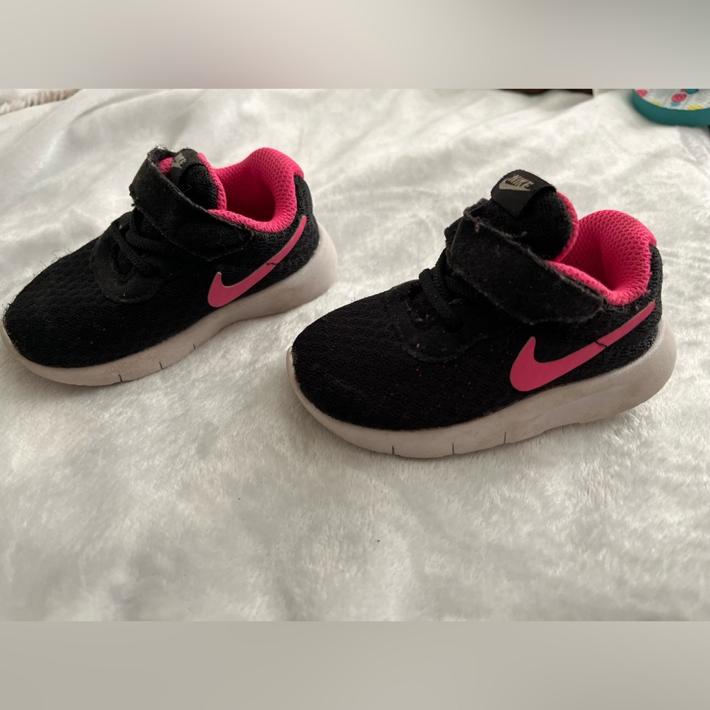 4T toddler girls Nike